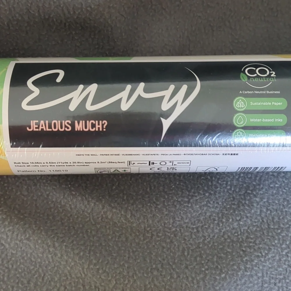Envy Feeling Fruity-Fresh Wallpaper.